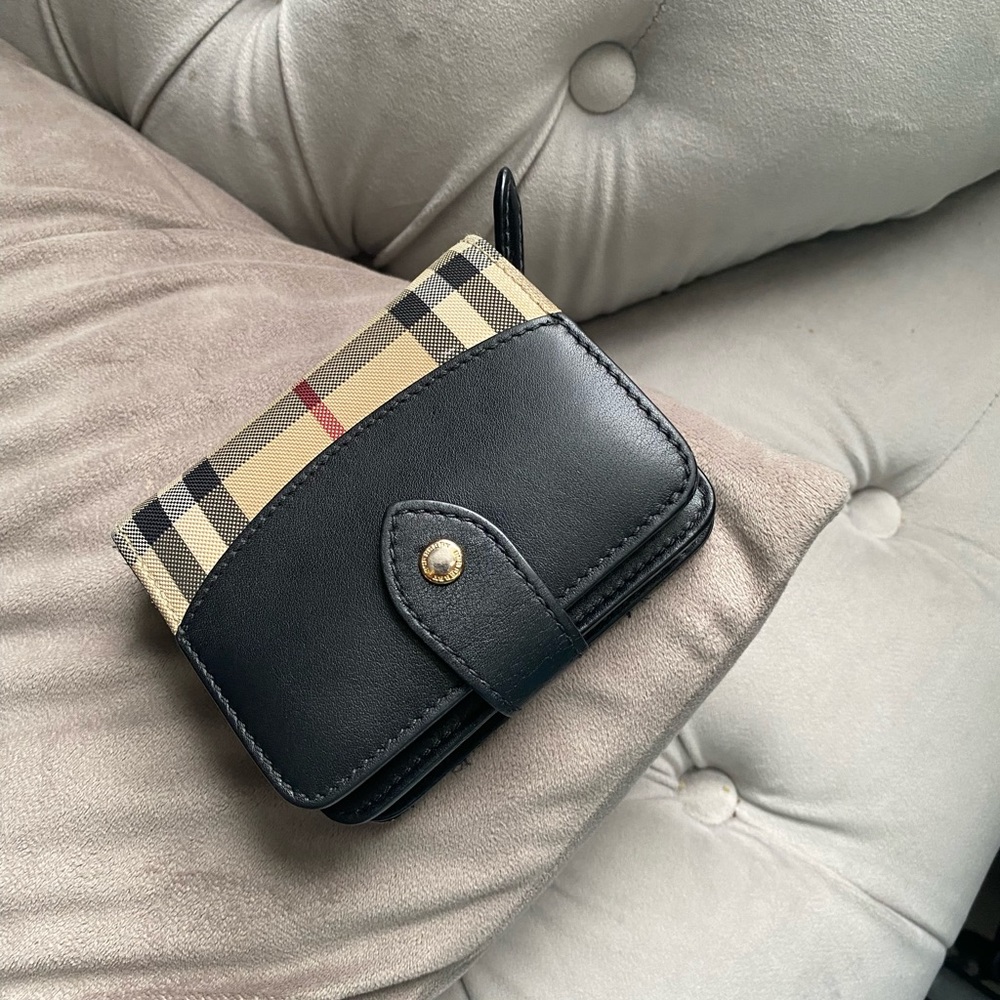 Burberry wallet